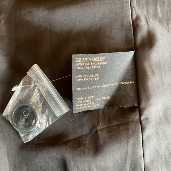 Classic Black Trench Coat with Plaid Lining size S NWOT - Picture 9 of 11